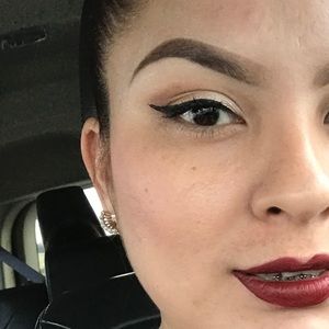 Meet your Posher, Jenny